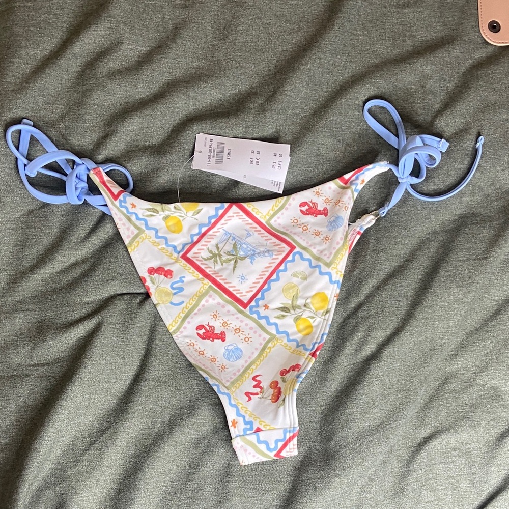 Abercrombie & Fitch Pastel Floral Bikini Bottom - Picture 3 of 6